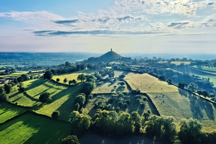 Galstonbury dron image of Glastonbury Tor