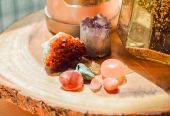 Garden Quartz: Meaning and Properties to Keep you in Balance 