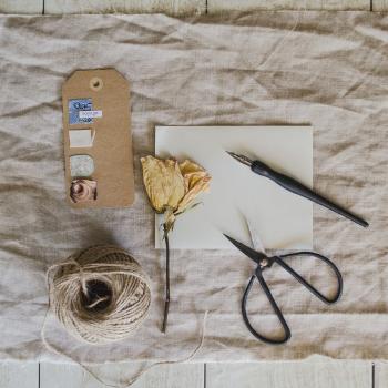 9 Best Eco-friendly Gifts Made Out of Recycled Paper