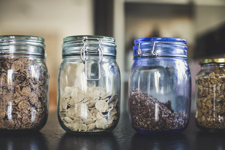 cereals and muesli in glass without packaging