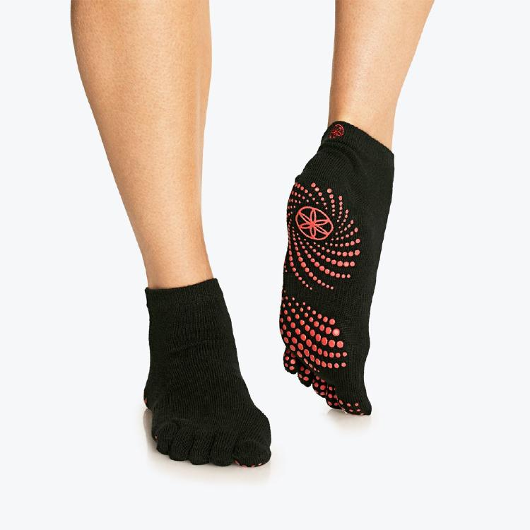 grippy yoga sock
